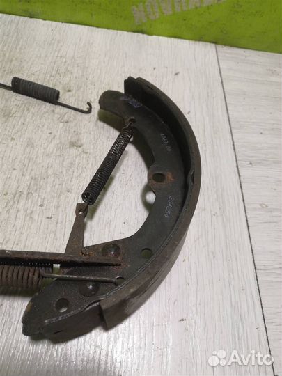 Колодки тормозные задние барабанные к-кт VW Passa