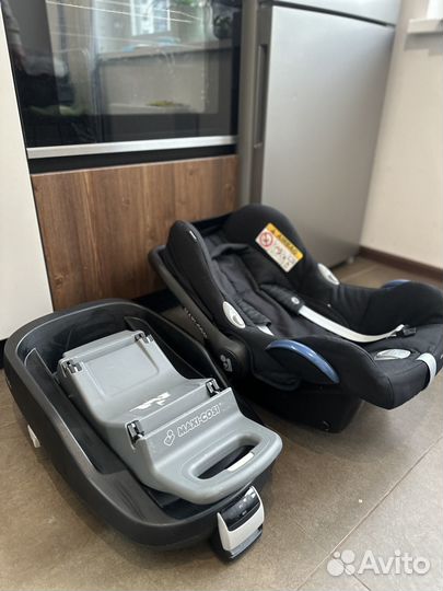 Детское автолюлька maxi cosi cabrio fix
