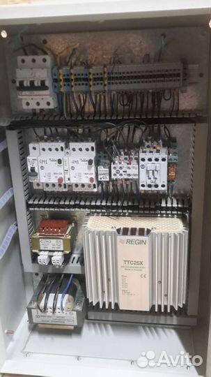 Шув Шкаф управления вентиляцией однофазным мотором