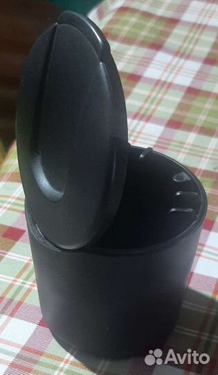 Пепельница в Авто