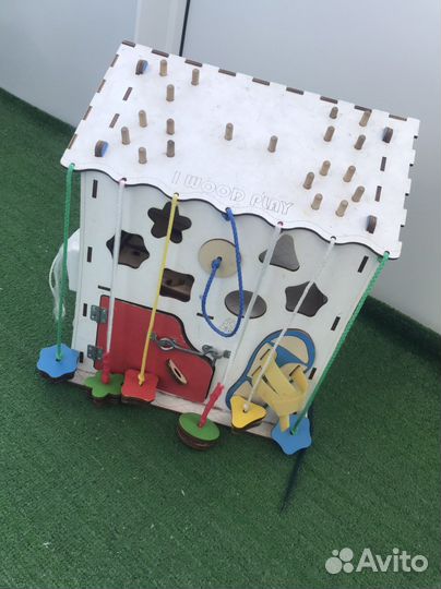 Бизиборд домик