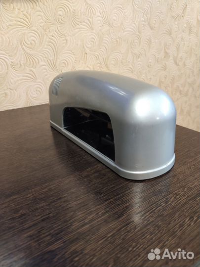 Лампа для маникюра Planet Nails