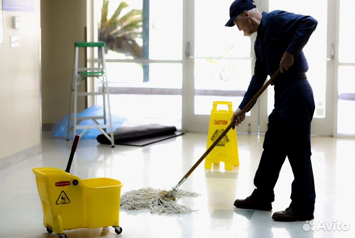 Уборщица вахтой проживание питание