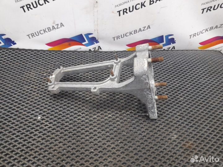 Кронштейн электроприборов Volvo FH