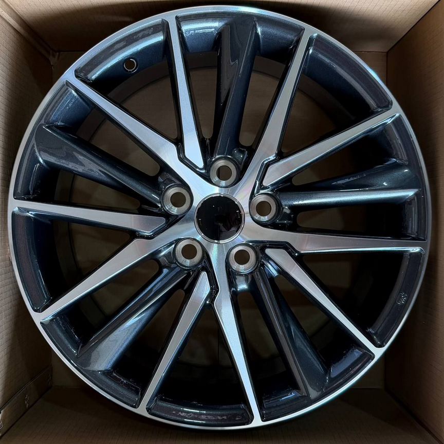 Литые диски Toyota 8×R18 5×114.3