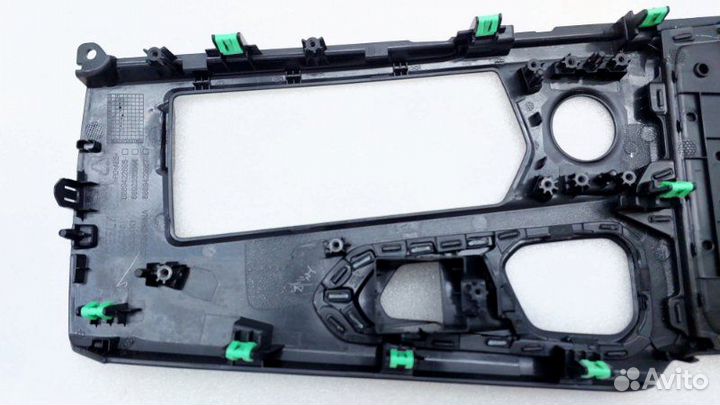 Б/У Накладка центральной консоли Состояние