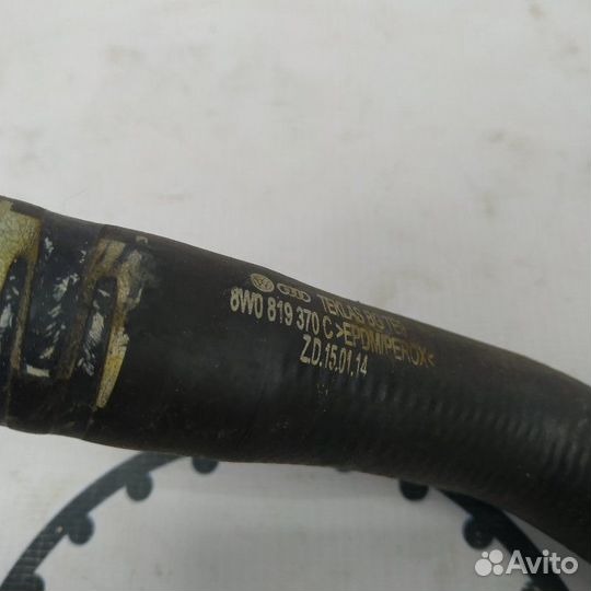 Патрубок системы охлаждения Audi A5 8W 2018