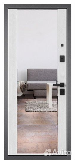 Дверь входная в квартиру