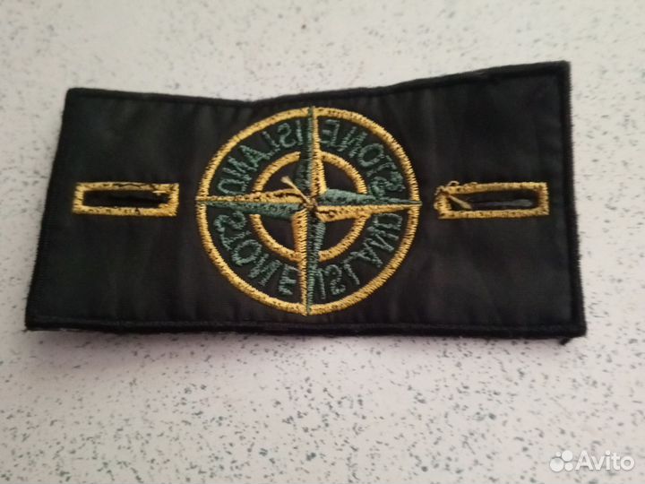 Значок стоне исленд оригинальный