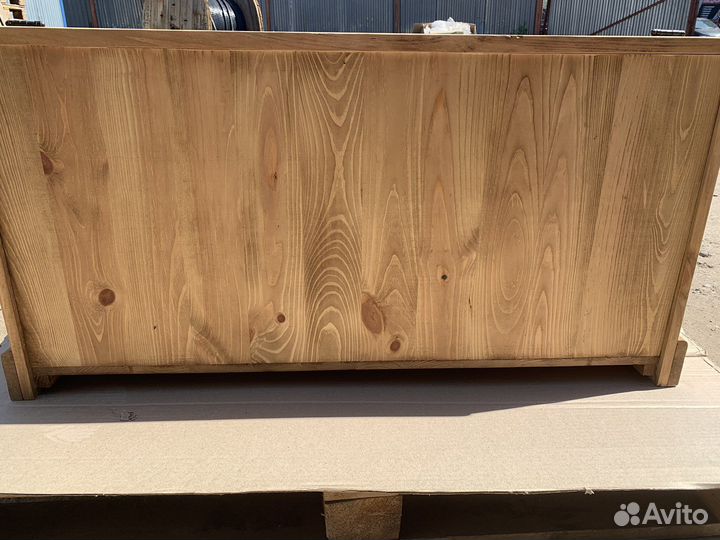 Сундук деревянный