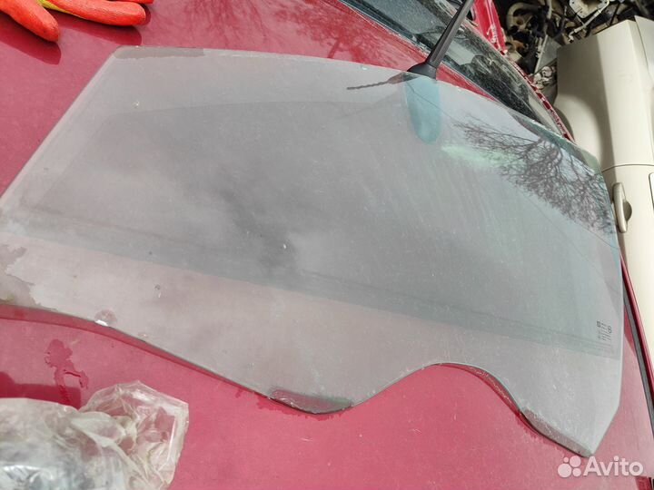 Chevrolet Cruze стекло двери передней левой