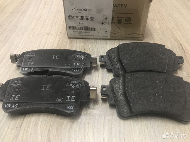 Тормозные колодки VAG 8W0698451BC оригинал