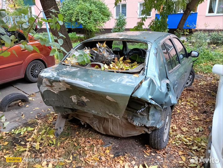 Renault Symbol 1.4 МТ, 2005, битый, 198 000 км