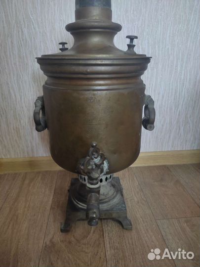 Самовар Баташева с медалями