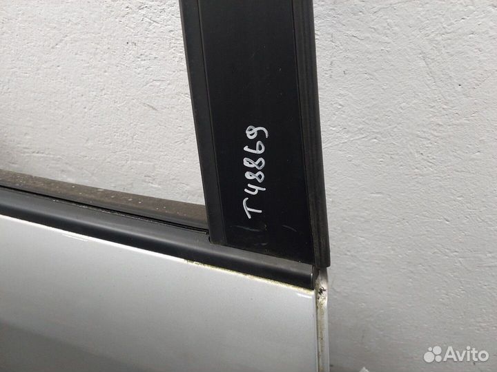 Дверь боковая правая задняя Hyundai Santa Fe