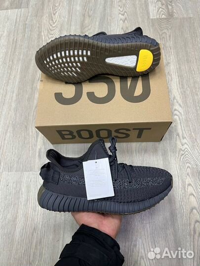 Кроссовки Adidas Yeezy Boost 350 v2 Cinder (36-45)