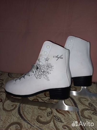 Коньки фигурные