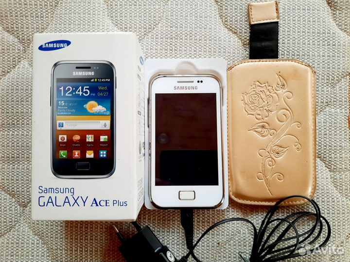 Samsung Galaxy Ace Plus GT-S7500, 3 гб