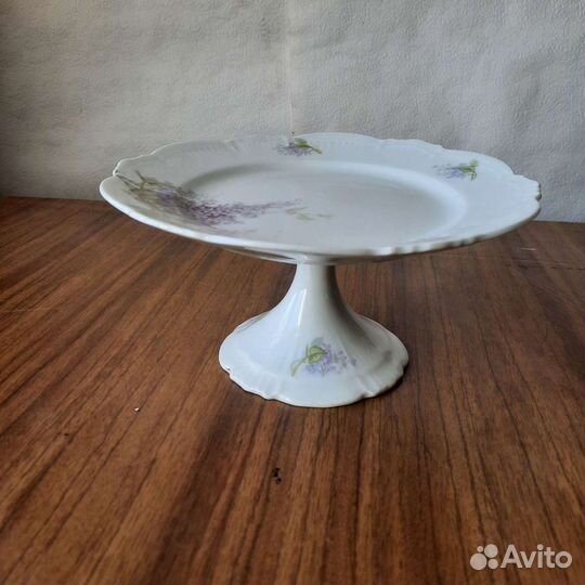 Фруктовница на ножке М.С. Кузнецов, 19 век