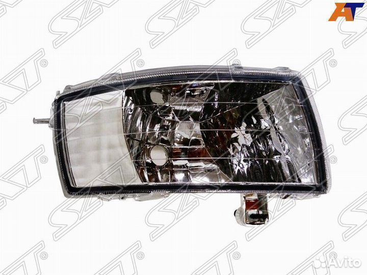 Фара противотуманная toyota corolla 02-06