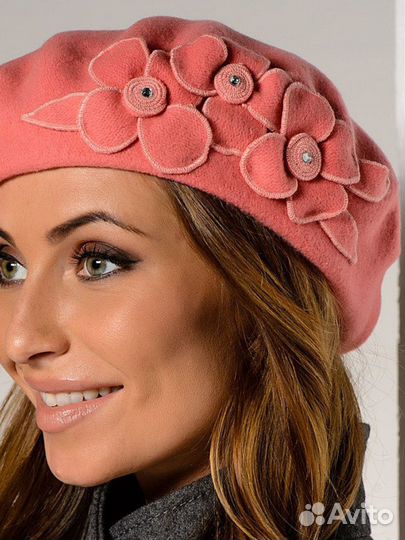 Берет с шарфиком