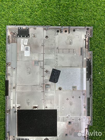 Поддон Dell Inspiron 13 5378 P69G001