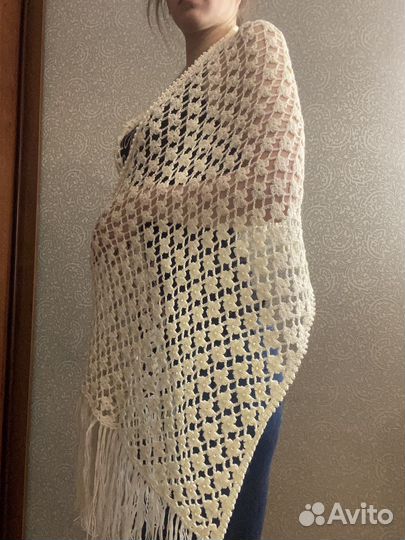 Шаль ручной работы (пончо)