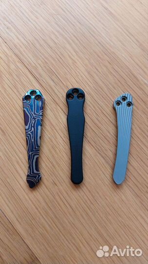 Титановые клипсы на нож spyderco