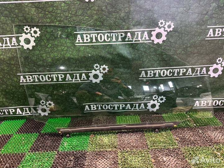 Стекло двойное переднее правое Lexus Rx 3