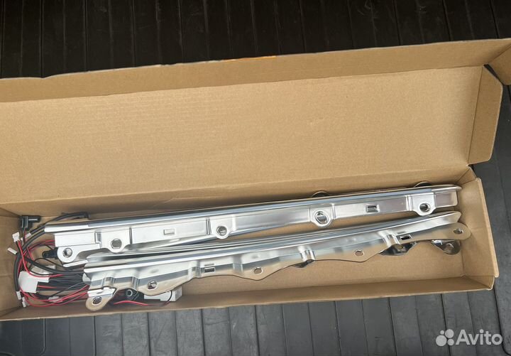 Подсветка дверей Toyota Camry 70