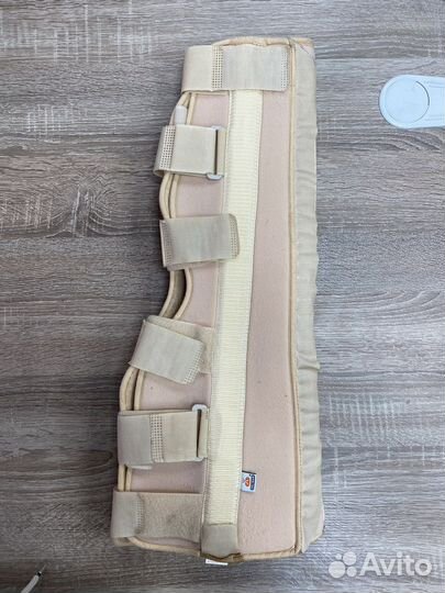 Коленный ортез