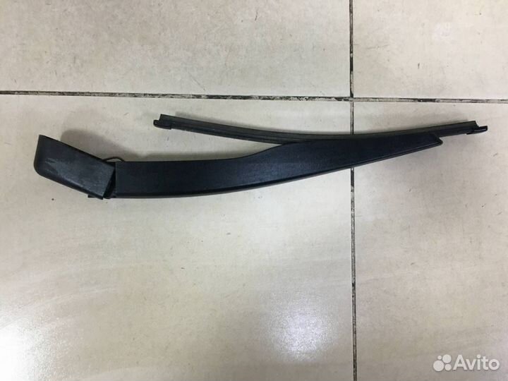 Поводок стеклоочистителя заднего Ford Kuga