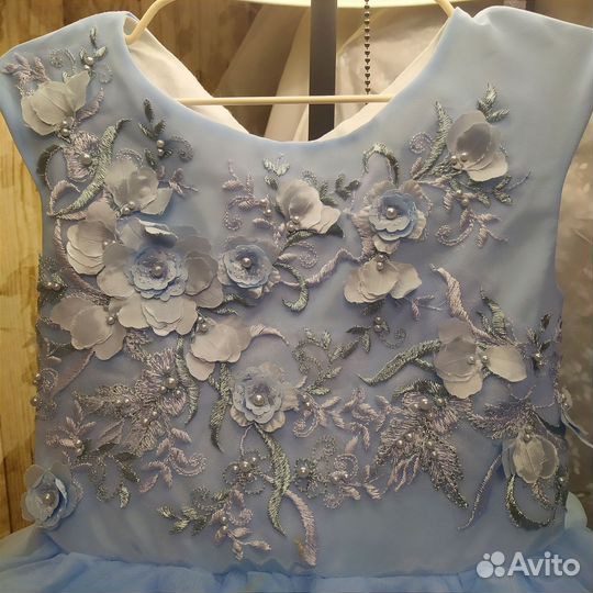 Нарядное платье для девочки 122 128