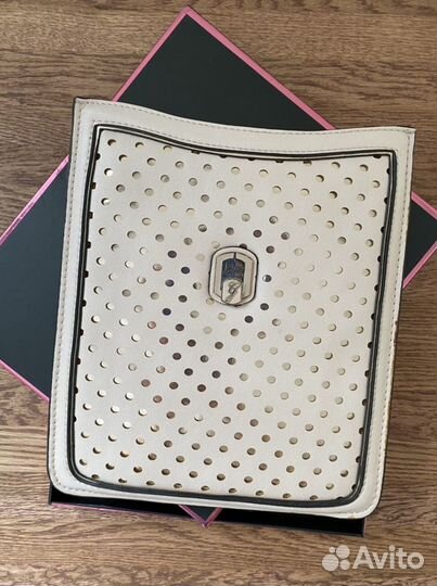 Чехол для планшета или iPad guess
