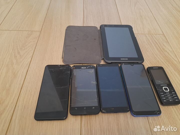 Телефоны на запчасти