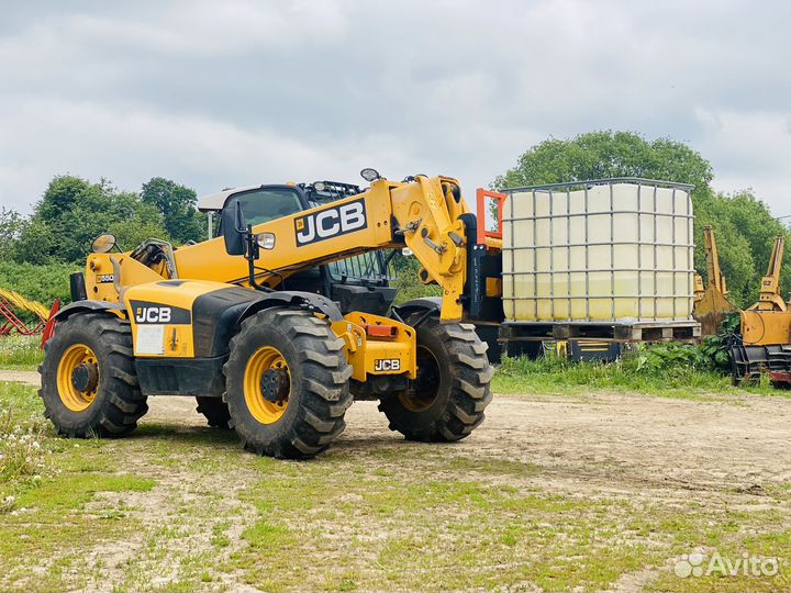 Паллетные вилы для телескопического погрузчика JCB
