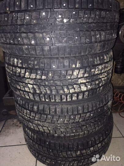 Dunlop SP Winter Ice 01 205/55 R16 94T