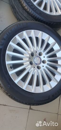 Комплект оригинал на Mercedes C R17