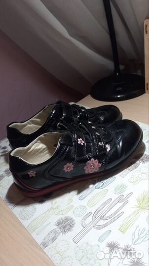 Ботинки для девочки