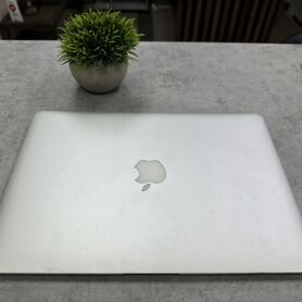 Ноутбук Apple MacBook Air 13