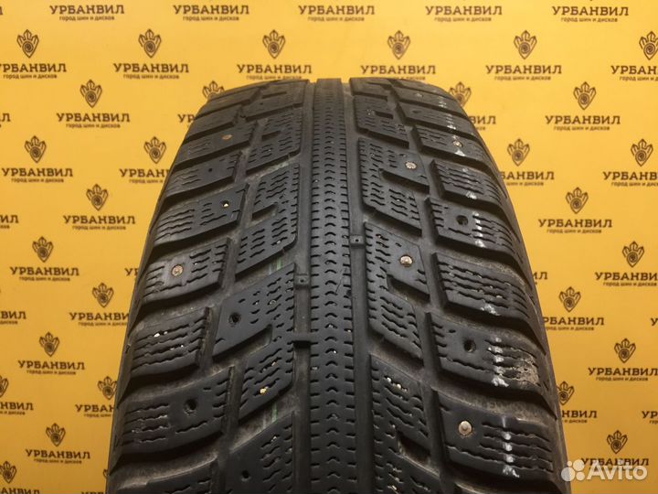 Kumho I'Zen KW22 215/65 R16 98T