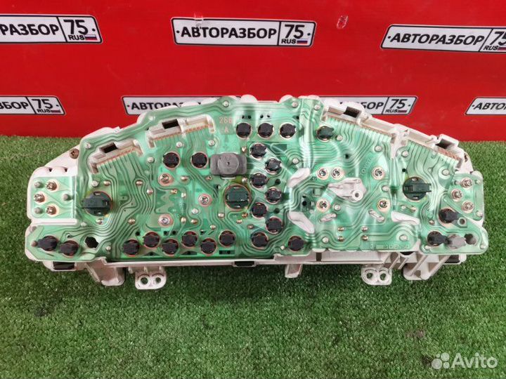 Панель приборов Toyota Vista SV41 3SFE 1997