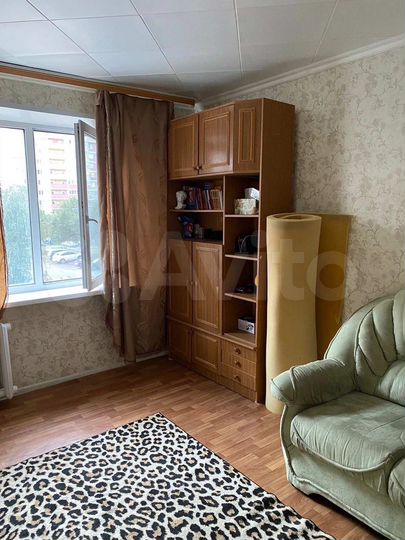 2-к. квартира, 54 м², 3/9 эт.