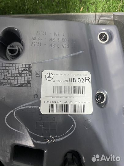 Фонарь крышки багажника Mercedes GLS X166