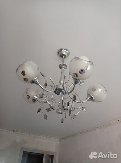 Люстра потолочная