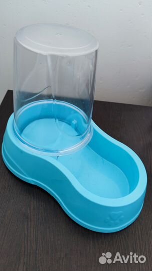 Автокормушка для кошек и мелких собак