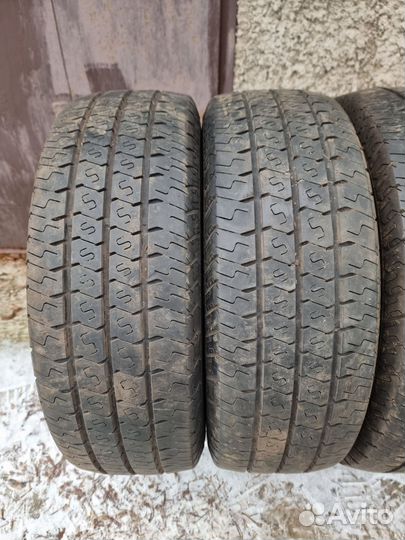 Matador MPS 330 Maxilla 2 215/65 R16C 109R