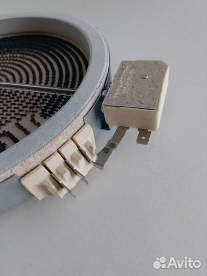 Конфорка с расширением для плиты Haier 0530013925