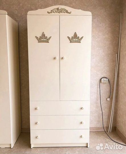 Шкаф детский двухсекционный