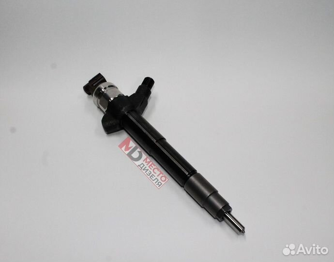 Форсунка топливная Denso 1465A054